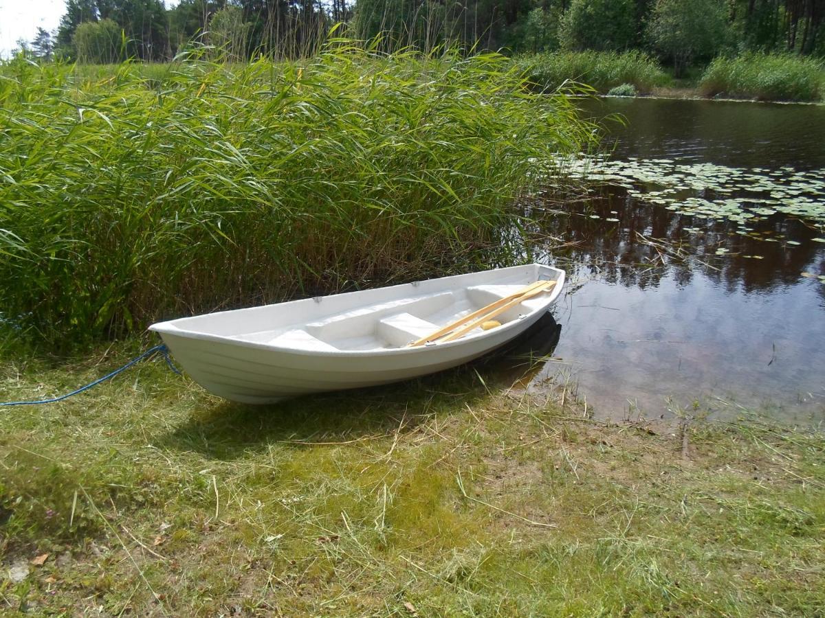 Tihase Puhkemajake Pärnu Exteriör bild