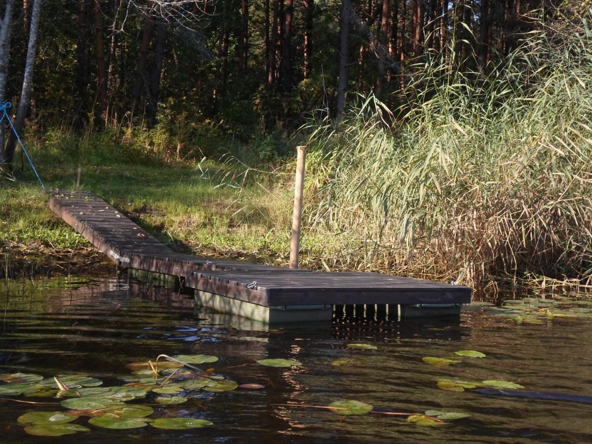 Tihase Puhkemajake Pärnu Exteriör bild
